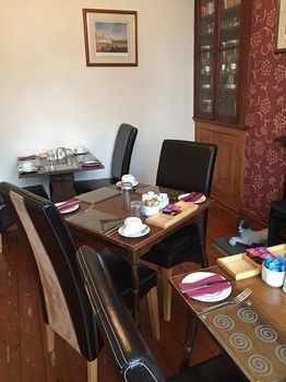 Westbury House Гостевой дом